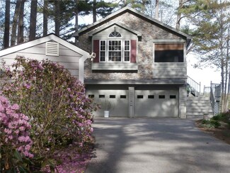 104 10th St, Acton, ME 04001