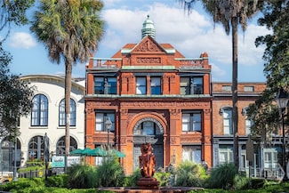 100 E Bay St, Savannah, GA 31401