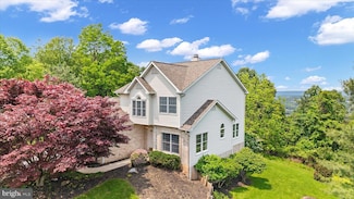 269 Willis Rd, Etters, PA 17319