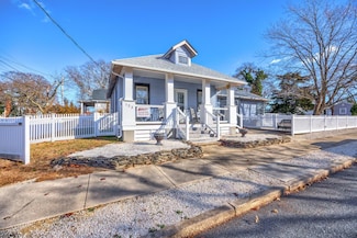 123 Pennsylvania Ave, Somers Point, NJ 08244