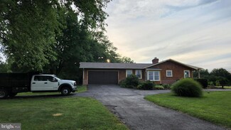12501 Bridle Ln, Catharpin, VA 20143