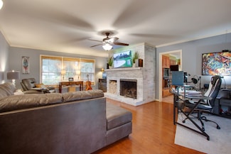 201 Stoneybrook Rd, Columbia, TN 38401