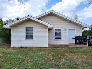 1126 Ireland St, Wichita Falls, TX 76301
