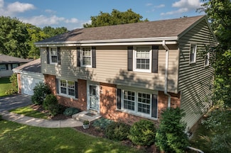 W215N10150 Hickory Dr, Colgate, WI 53017