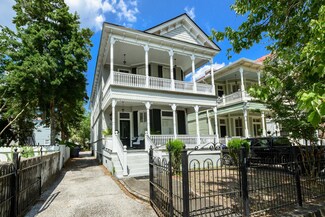 28 Elizabeth St, Charleston, SC 29403