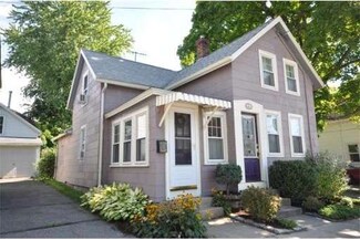 11 Summer St, Maynard, MA 01754