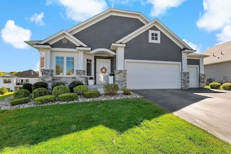 4354 Ginger Dr, Excelsior, MN 55331