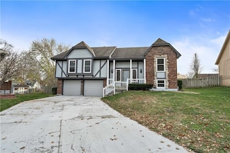 5028 S Bryant Ct, Independence, MO 64055