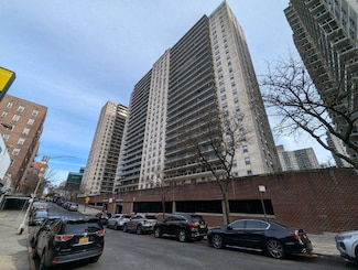 763 Concourse Village W Unit 2458/118, Bronx, NY 10451