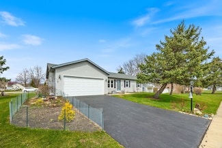 211 W Keene Ave, Cortland, IL 60112
