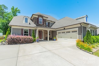 1812 Sutter Creek Dr, Waxhaw, NC 28173