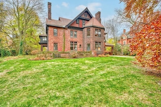 987 East Ave Unit 3, Rochester, NY 14607