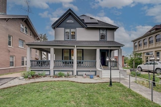132 N 39th St, Omaha, NE 68131