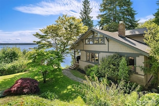 14830 Glen Acres Rd SW, Vashon, WA 98070