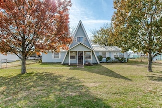 2294 Hickory St, Rhome, TX 76078