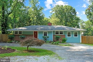 773 Central Ave E, Edgewater, MD 21037