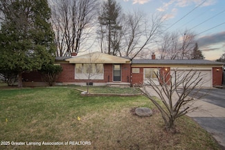 5582 Buckingham Rd, Haslett, MI 48840