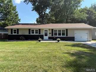 1139 Warren St, Jerseyville, IL 62052