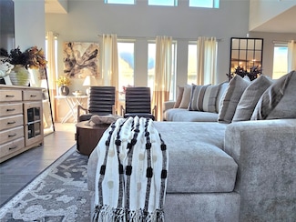 242 Freeman Loop, Liberty Hill, TX 78642