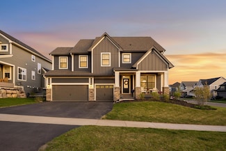 9769 Iron Horse Rd, Woodbury, MN 55129