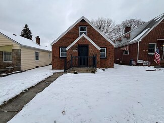 2425 Lynn Ave, Fort Wayne, IN 46805