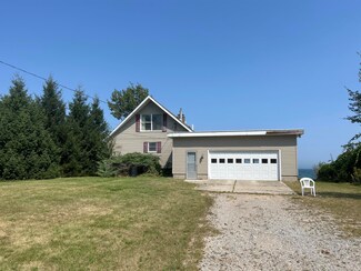 2223 Partridge Point Rd, Alpena, MI 49707