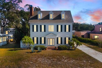 55 Edgewater Dr, Dunedin, FL 34698