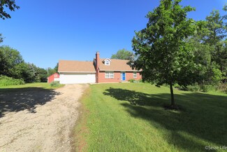7307 S Union Rd, Union, IL 60180