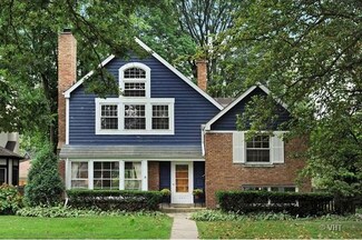 2618 Grant St, Evanston, IL 60201
