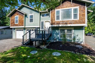 7930 NE Seawind Ave, Poulsbo, WA 98370