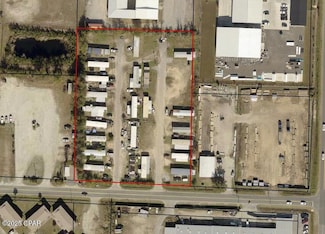 300 E 25th St, Lynn Haven, FL 32444