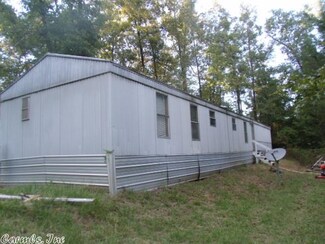 219 Stone Rd, Nashville, AR 71852