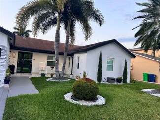 9571 NW 52nd St, Sunrise, FL 33351