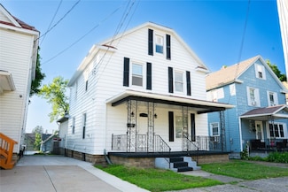 938 W 25th St, Erie, PA 16502