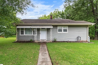 206 West Cir, Simpsonville, SC 29681