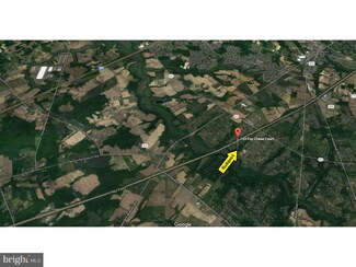 103 Fox Chase Ct, Swedesboro, NJ 08085