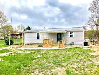130 Lilac Ln, Kittanning, PA 16201