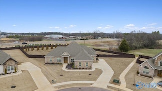 20657 Lakewood Dr, Athens, AL 35611