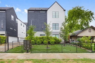 1147 N Madison Ave Unit 104, Dallas, TX 75208