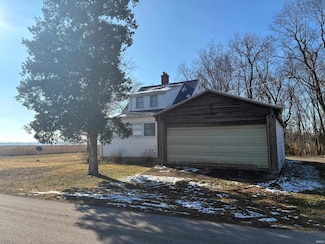 7059 S Beal Rd, Vincennes, IN 47591