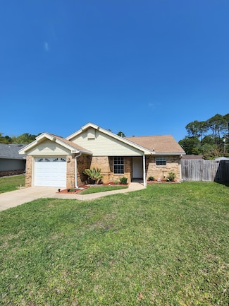 1891 Heartland Dr, Fort Walton Beach, FL 32547