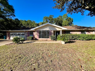 109 Mcewen Dr, Niceville, FL 32578