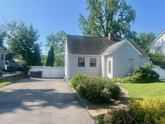 32 Beaver Hill Rd, Elmsford, NY 10523
