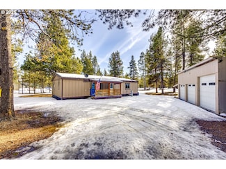 16203 Hawks Lair Rd, La Pine, OR 97739