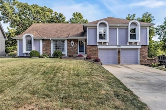 10401 Westgate St, Lenexa, KS 66215