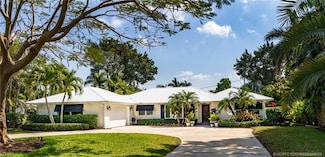 783 NW Forrest Dr, Stuart, FL 34994