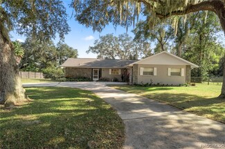 30 N Shadow Wood Dr, Inverness, FL 34450