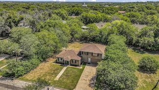 1009 S Brazos St, Weatherford, TX 76086