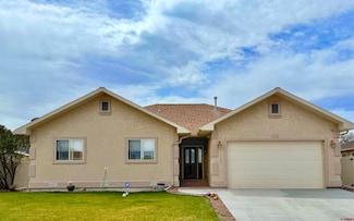 1742 Black Bear St, Delta, CO 81416