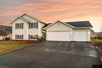 105 Gambrelle Ct, Mankato, MN 56001